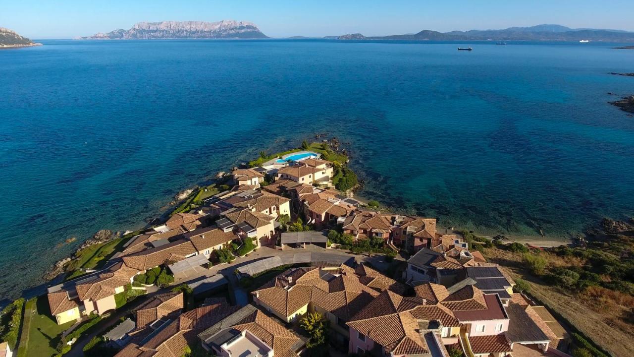 Apartment In S'Abba E Sa Pedra With Pool Golfo Aranci Exteriör bild