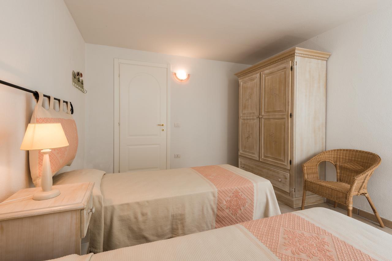 Apartment In S'Abba E Sa Pedra With Pool Golfo Aranci Exteriör bild